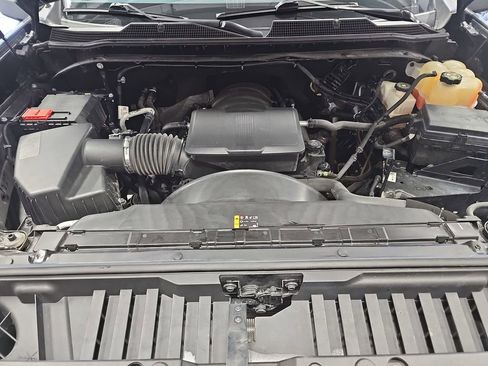 Used 2022 Chevrolet Silverado 2500 High Country w/ Z71 Off-Road Package image 30