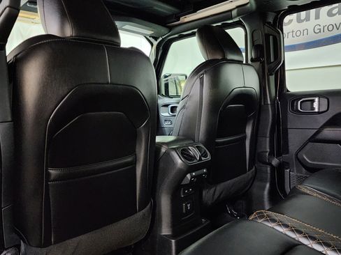 Used 2021 Jeep Wrangler Unlimited Sahara image 16