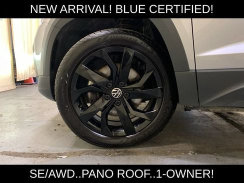 Used 2022 Volkswagen Taos SE w/ Panoramic Sunroof Package FWD image 45