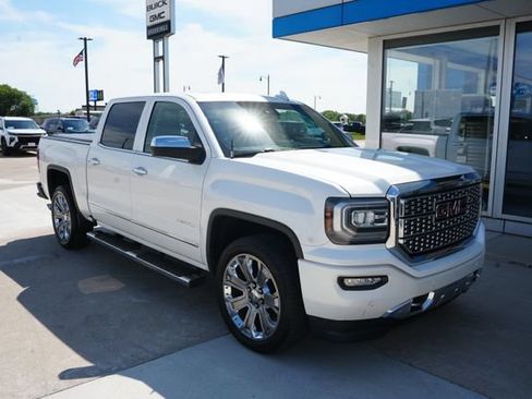 Used 2016 GMC Sierra 1500 Denali w/ Denali Ultimate Package AWD/4WD image 30