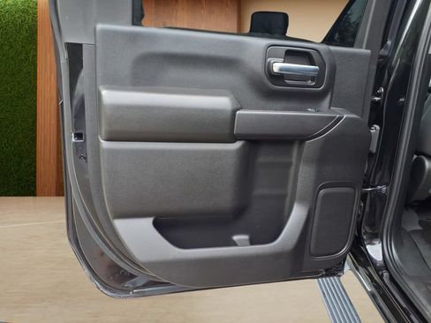 Certified 2025 Chevrolet Silverado 2500 Custom w/ Custom Value Package AWD/4WD image 24