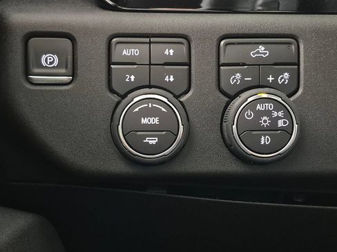 New 2026 Chevrolet Silverado 1500 RST w/ All Star Edition Plus AWD/4WD image 16