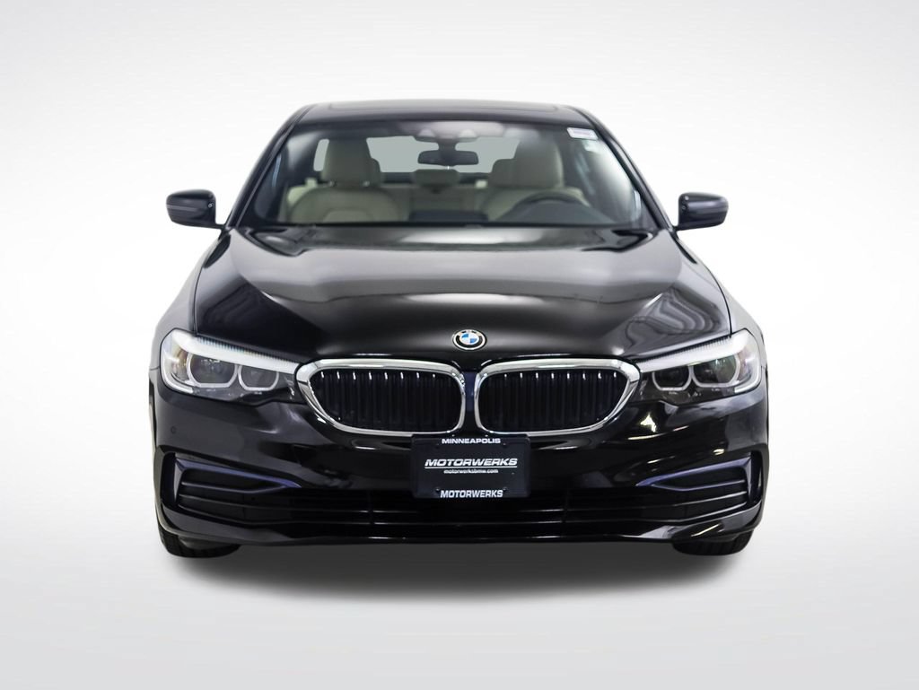 Used 2019 BMW 530i xDrive w/ Convenience Package AWD/4WD image 8