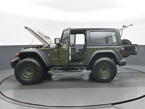Used 2022 Jeep Wrangler Rubicon w/ Steel Bumper Group AWD/4WD image 38