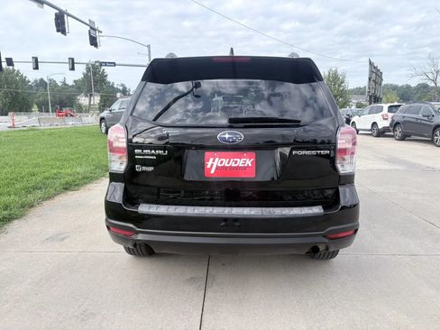 Used 2018 Subaru Forester 2.5i Premium AWD/4WD image 5