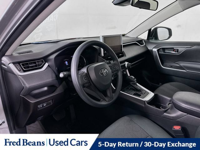 Used 2023 Toyota RAV4 XLE AWD/4WD image 12