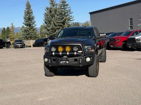 Used 2018 RAM 3500 Big Horn w/ Sport Appearance Group AWD/4WD image 2