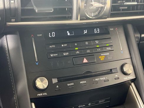 Used 2018 Lexus IS 300 AWD w/ Comfort Package image 15