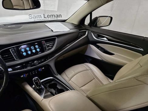 Used 2019 Buick Enclave Essence AWD/4WD image 23
