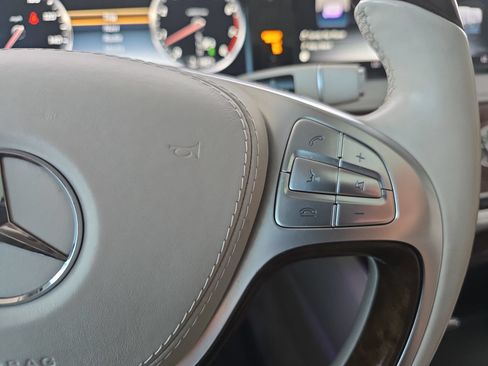Used 2015 Mercedes-Benz S 550 4MATIC Sedan image 18
