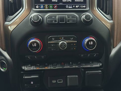 Used 2021 Chevrolet Silverado 1500 High Country w/ Technology Package image 14