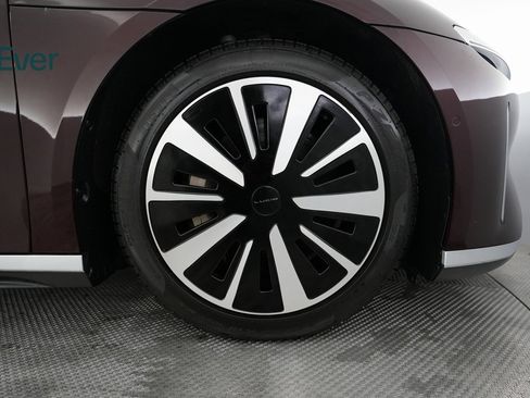Used 2023 Lucid Air Grand Touring image 18