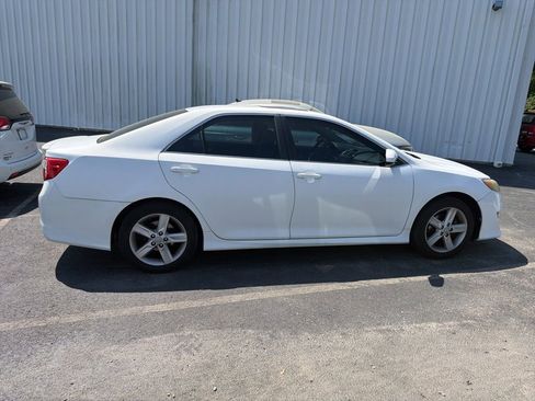 Used 2012 Toyota Camry SE FWD image 7