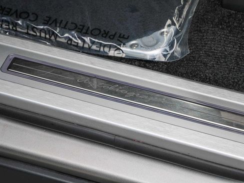 Used 2017 Land Rover Range Rover Long Wheelbase Autobiography image 21