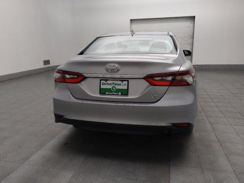 Used 2022 Toyota Camry LE FWD image 7