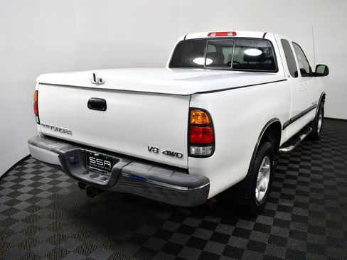 Used 2000 Toyota Tundra SR5 image 11
