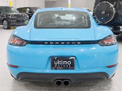 Used 2018 Porsche 718 Cayman RWD image 14