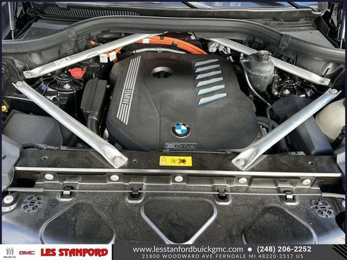 Used 2021 BMW X5 xDrive45e w/ Premium Package AWD/4WD image 12