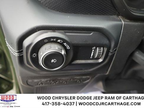 Used 2024 Jeep Wrangler Unlimited Rubicon AWD/4WD image 20