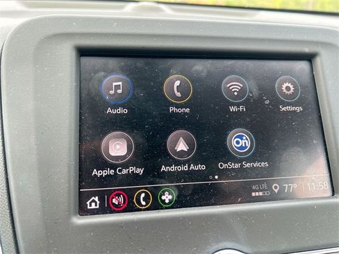 Used 2022 Chevrolet Equinox LS image 21