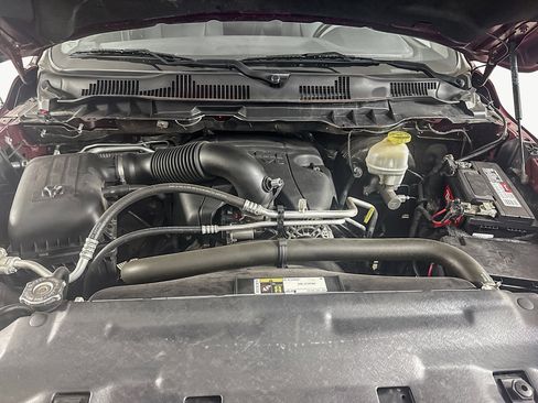 Used 2017 RAM 1500 Express image 36