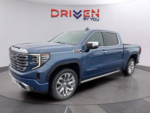 Used 2025 GMC Sierra 1500 Denali w/ Denali Reserve Package image 2