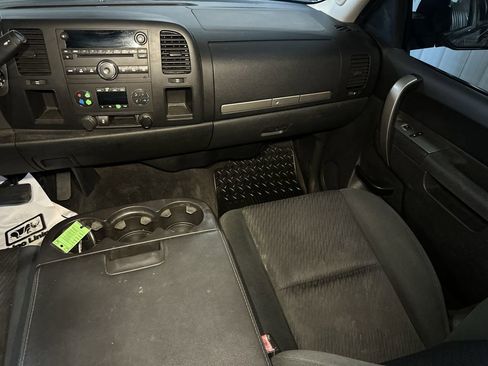 Used 2013 GMC Sierra 1500 SLE w/ Power Tech Package RWD image 9
