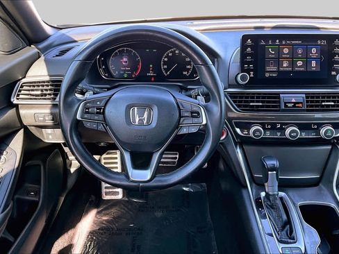 Used 2019 Honda Accord Sport image 5