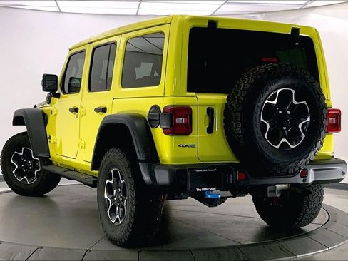 Used 2022 Jeep Wrangler Unlimited Rubicon 4xe w/ Cold Weather Group AWD/4WD image 9