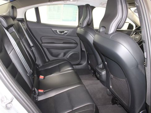 Used 2024 Volvo S60 B5 Core FWD image 29