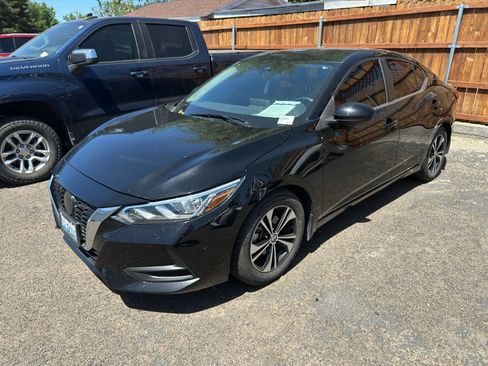 Used 2022 Nissan Sentra SV FWD image 1