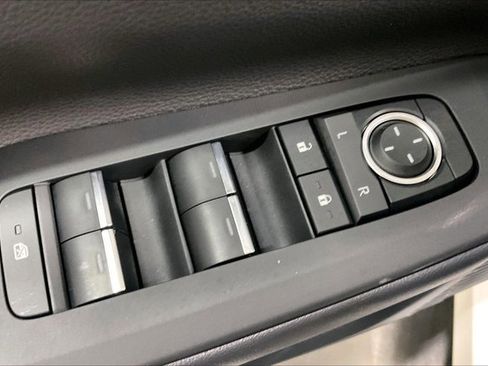 New 2026 Toyota Prius XSE Premium FWD image 41