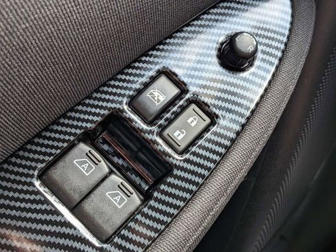 Used 2016 Nissan 370Z Coupe image 21