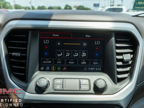 Used 2020 GMC Acadia SLT w/ Premium Package FWD image 21
