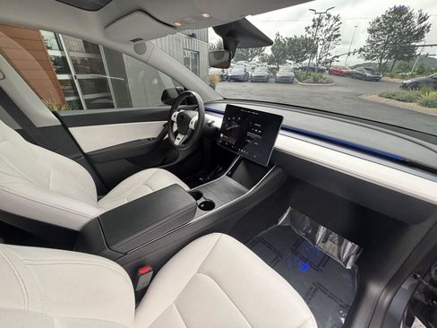 Used 2021 Tesla Model Y Performance AWD/4WD image 20