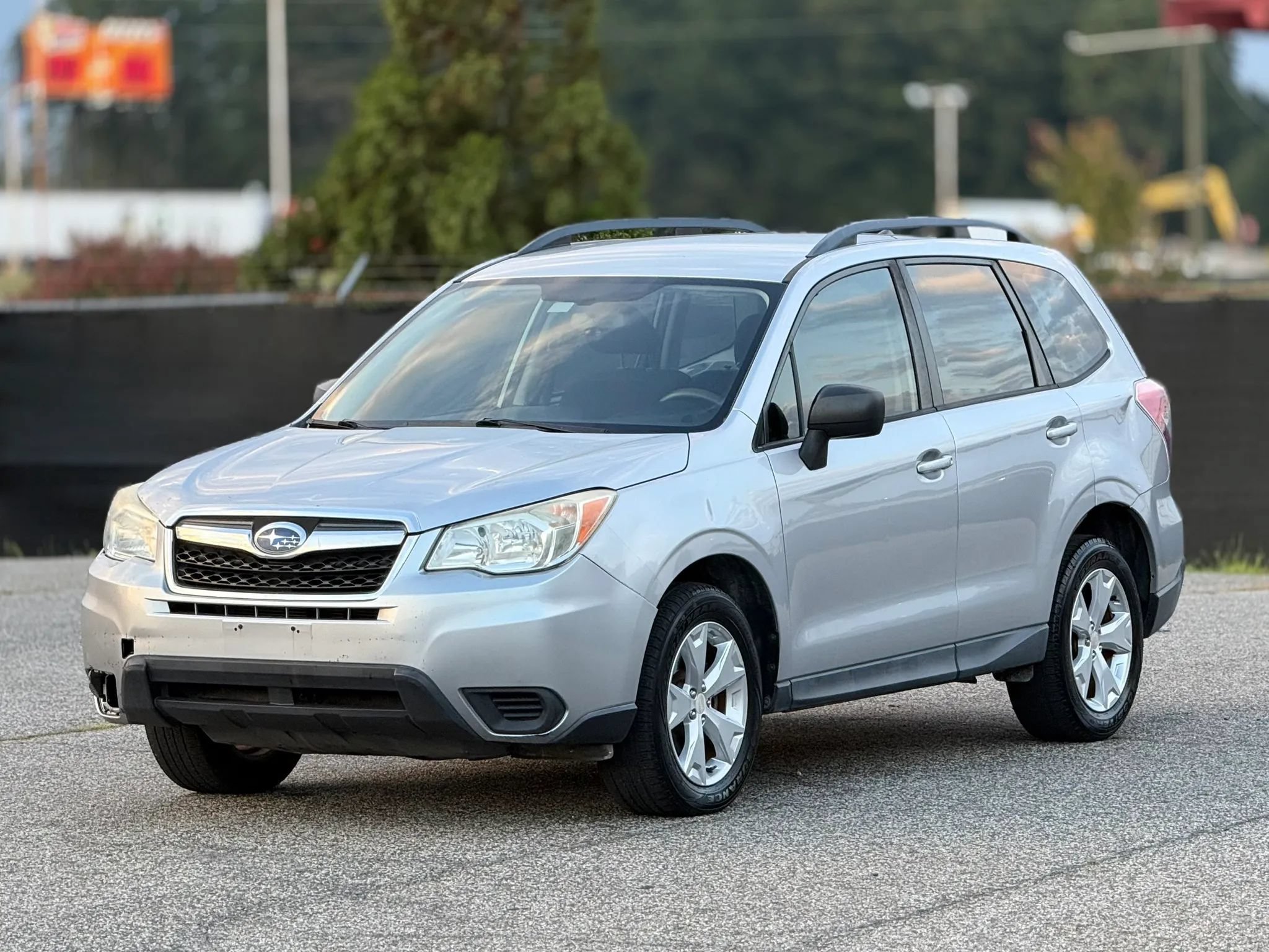 Used 2015 Subaru Forester 2.5i w/ Alloy Wheel Package AWD/4WD image 6