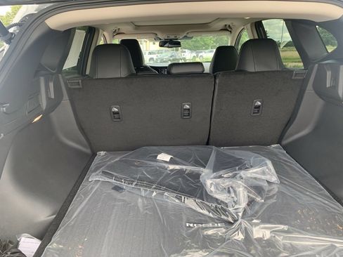 New 2025 Nissan Murano SL image 13