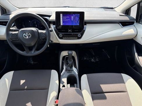 Used 2026 Toyota Corolla LE FWD image 16