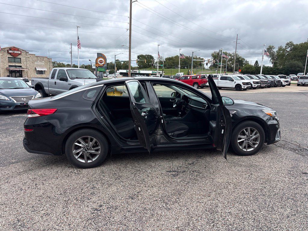 Used 2019 Kia Optima LX FWD image 8