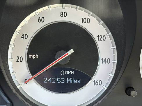 Used 2009 Mercedes-Benz SL 550 image 25