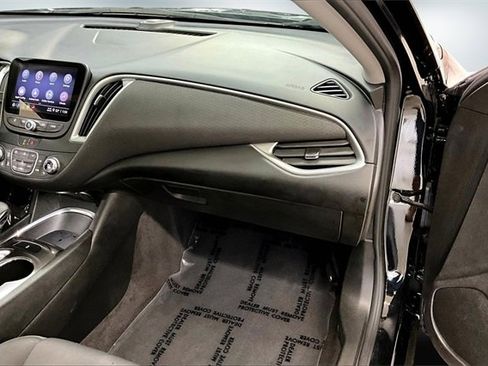 Used 2022 Chevrolet Malibu LT image 25