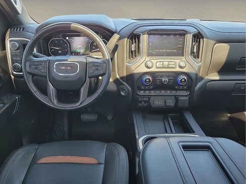 Used 2021 GMC Sierra 2500 AT4 w/ AT4 Premium Plus Package image 10