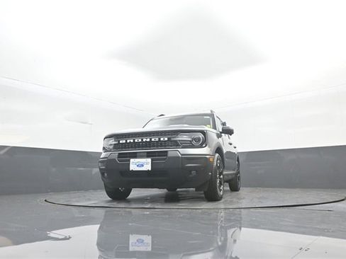 Certified 2025 Ford Bronco Sport Outer Banks w/ Outer Banks Tech Package+ image 29