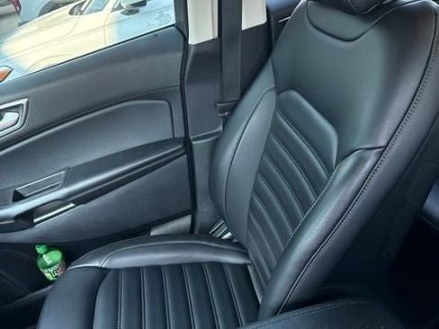 Used 2022 Ford Edge SEL AWD/4WD image 18
