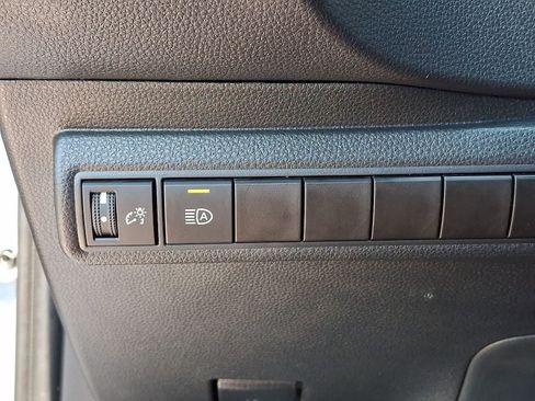 Used 2024 Toyota Corolla LE FWD image 30