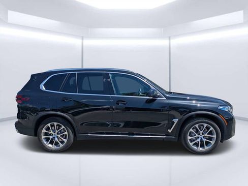 Used 2026 BMW X5 sDrive40i RWD image 2