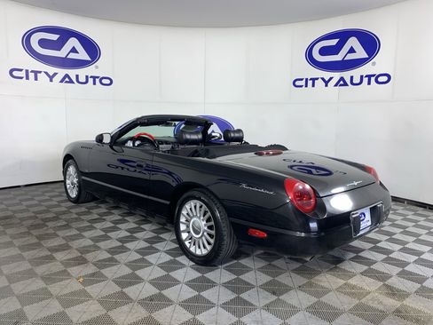 Used 2004 Ford Thunderbird image 38