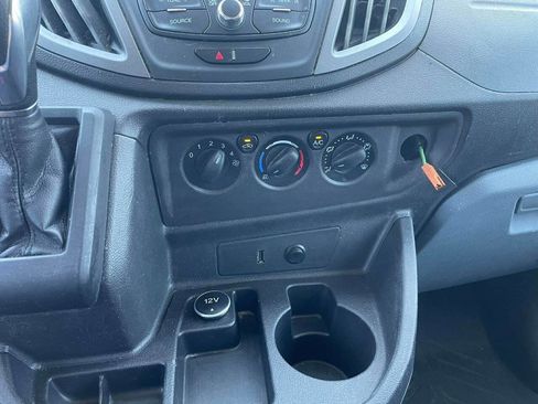 Used 2018 Ford Transit 250 148 Medium Roof RWD image 44