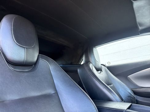 Used 2015 Chevrolet Camaro LT RWD image 16