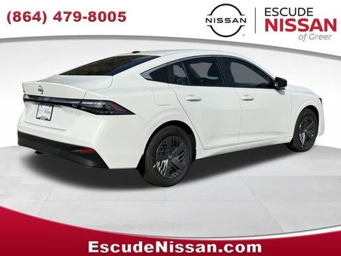 New 2026 Nissan Sentra SV w/ Floor Mat Package FWD image 3